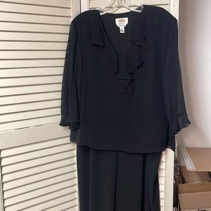 Talbots NWT silk outfit, black silk blouse and pants sz 14